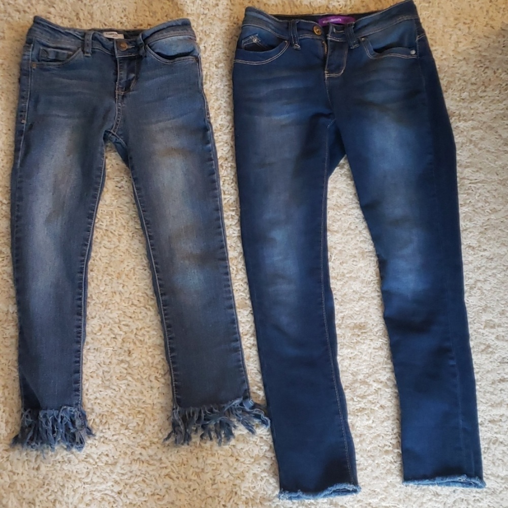 2 pairs of girls size 8 jeans.